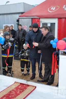 У Мукачеві урочисто відкрили льодову ковзанку (ФОТОРЕПОРТАЖ) – 10