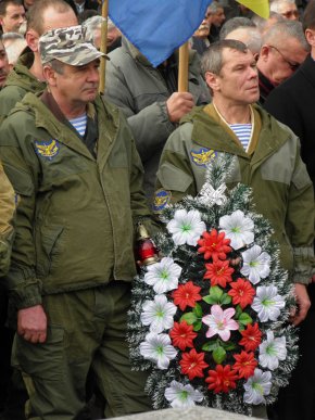 Ужгородці вшанували пам’ять загиблих під час війни в Афганістані – 06 Ужгородці вшанували пам’ять загиблих під час війни в Афганістані – 06