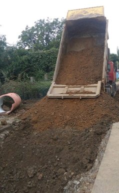 У провулку Соляному в Ужгороді наслідки аварії ліквідують за три дні – 01