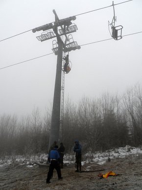 Закарпатські рятувальники готувались до порятунку людей в зимових умовах – 01