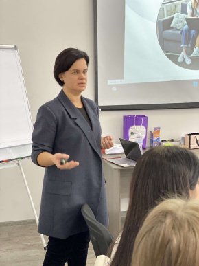 У Мукачеві стартував проєкт із посилення жіночого лідерства для відновлення громад Закарпаття – 01