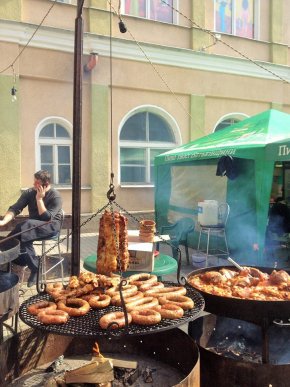 У Берегові розпочався перший весняний ярмарок – 45