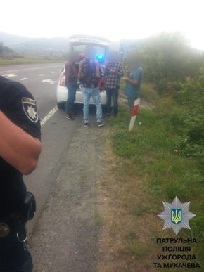 На Свалявщині поліцейські затримали нелегалів – 02