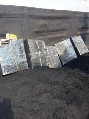 Зафіксовано спробу: у вантажному потязі перевозили контрабанду – 01