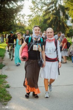 На Закарпатті віряни пройшли 30 кілометрів хресної дороги  – 02