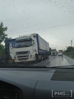 Рух трасою Київ-Чоп в межах Ракошина ускладнено вже 4 години – 04