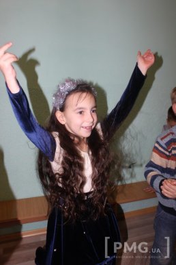 Жителі Мукачева подарували маленьким переселенцям із Донбасу свято – 18