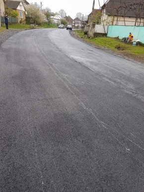 На Іршавщині взялися за дорогу, яку не ремонтували 25 років – 05