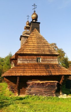 Москаль побував на богослужінні в оновленій дерев’яній церкві на Великоберезнянщині – 04