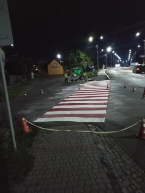 Що роблять комунальники Мукачева вночі: оприлюднено фото – 01