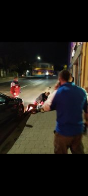 Ввечері автомобіль збив дівчину – 02