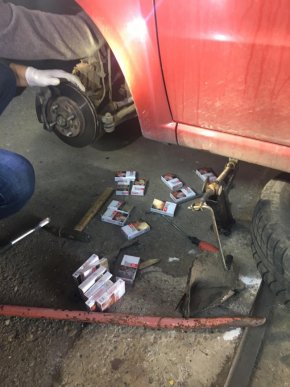 Митники розповіли про випадок, який стався у «Косині» – 01