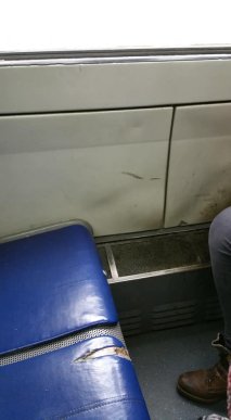Закарпатців обурило побачене в електричці "Ужгород-Львів" – 04 Закарпатців обурило побачене в електричці "Ужгород-Львів" – 04