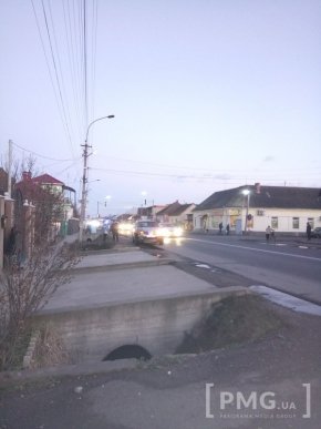 У Ракошині стала ДТП: зіткнулися три автомобілі – 07