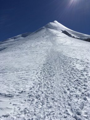 Ужгородець Ярослав Газа розповів про своє сходження на найвищу гору Європи – 08
