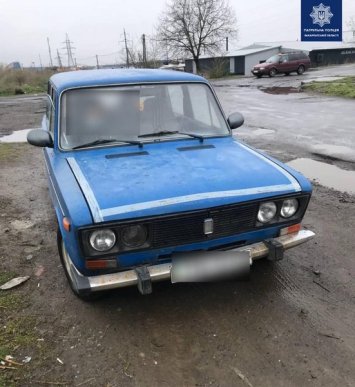 Поблизу ринку Краснодонців в Ужгороді авто наїхало на велосипедиста – 02 Поблизу ринку Краснодонців в Ужгороді авто наїхало на велосипедиста – 02