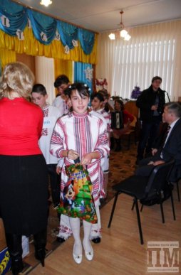 Оксана Балога разом з головою Мукачівської райради навідалась в Домбоківську спецшколу (ФОТО) – 07 Оксана Балога разом з головою Мукачівської райради навідалась в Домбоківську спецшколу (ФОТО) – 07