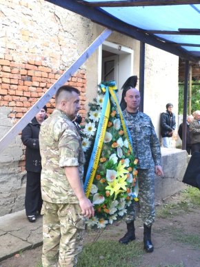 У Буштині попрощались з бійцем АТО Павлом Дурундою – 03