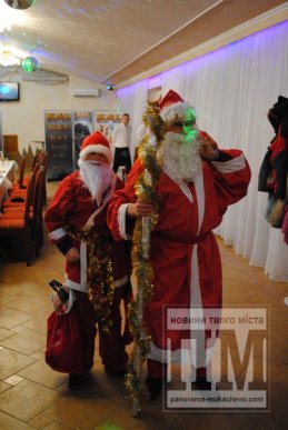 Святий Миколай завітав до діток села Дерцен (ФОТО) – 04