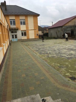 У Мукачеві триває ремонт Станції юних техніків – 04