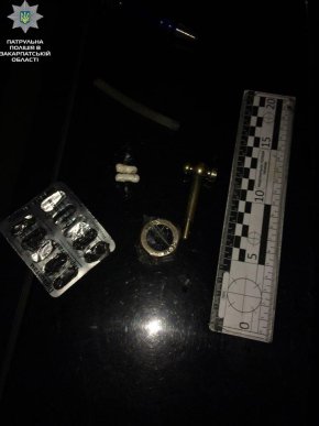 Як у Мукачеві чоловік від патрульних втікав – 02