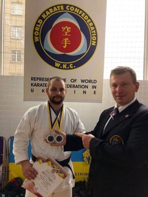 Юні закарпатські каратисти привезли медалі із Дніпра – 05