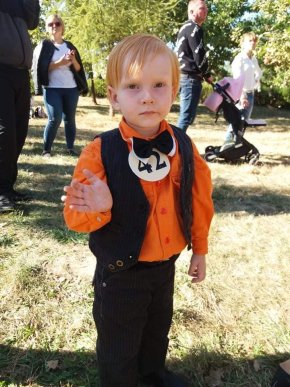 У Мукачеві сьогодні відбувся парад рудих – 05 У Мукачеві сьогодні відбувся парад рудих – 05