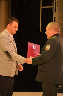 В Ужгороді керівники краю привітали закарпатських військових з Днем Збройних Сил України – 10