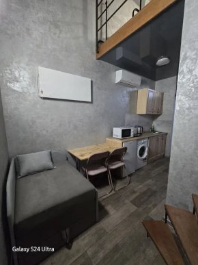 В Ужгороді продають квартиру 11 м² за 25 000 доларів: який вигляд вона має – 03