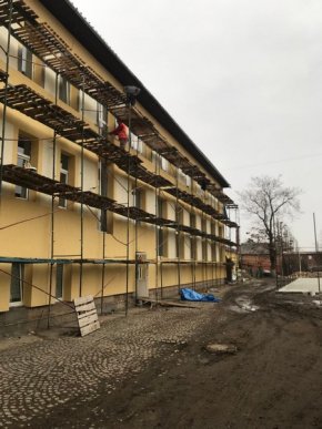 У Мукачеві триває капітальний ремонт однієї зі шкіл – 02