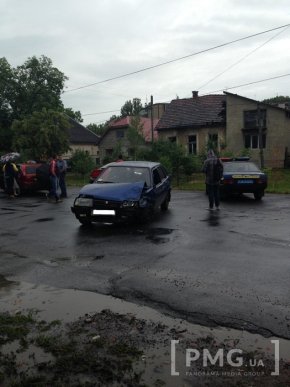 На вулиці Червоноармійській в потрійному  ДТП дивом вціліли люди – 03