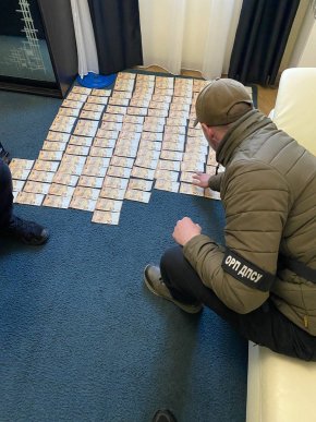 На Закарпатті та ще в двох областях провели обшуки – 07