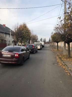 У Мукачеві утворились чималі затори – 01 У Мукачеві утворились чималі затори – 01