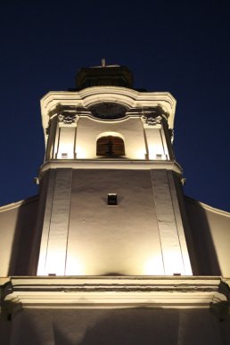 В Ужгороді урочисто ввімкнули нове підсвічування римо-католицького костелу – 08