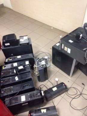 В Ужгороді "накрили" роботу сімох гральних закладів – 03