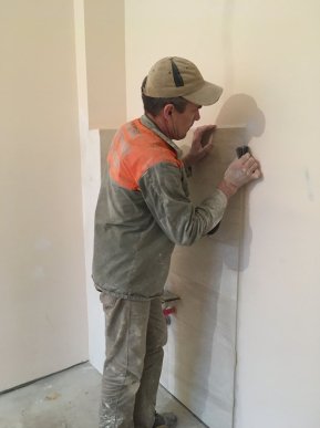 В Мукачеві триває реконструкція поліклініки – 03