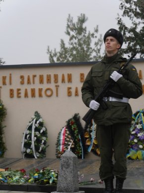 Як в Ужгороді відзначали річницю визволення Закарпаття від фашистських загарбників – 24