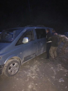 На кордоні затримали контрабандистів – 07 На кордоні затримали контрабандистів – 07