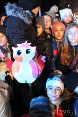 Яскраве святкування Дня святого Мартина у Мукачеві: парад ліхтариків, лицарські бої та вогняне шоу – 77 Яскраве святкування Дня святого Мартина у Мукачеві: парад ліхтариків, лицарські бої та вогняне шоу – 77