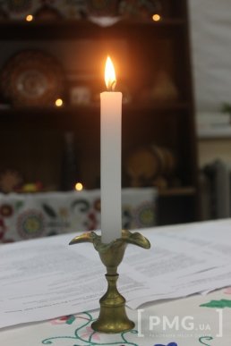 У Мукачівській міській бібліотеці відбулись "Андріївські вечорниці" – 05