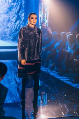 Мода заради життя: на Закарпатті відбувся ІІІ-й благодійний показ мод дизайнерки Роксолани Новак – 58