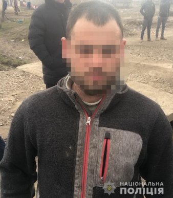 Відомо, в якому стані чоловік, котрого знайшли побитим на роботі – 02