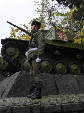 Як в Ужгороді відзначали річницю визволення Закарпаття від фашистських загарбників – 15