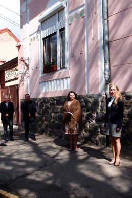 В Ужгороді відкрили пам’ятну дошку видатному краєзнавцю Юрію Саку – 03