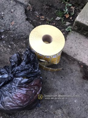 В Ужгороді підробляли коньяк відомої марки – 01