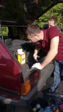 Патрульні затримали двох зловмисників, які обікрали магазин у Нижньому Солотвині – 03