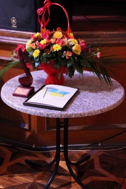 Кіровоградські "Зоряни" запалили ужгородську публіку – 08