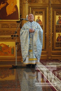 До Мукачева завітали реліквії з Ватикану (ФОТОРЕПОРТАЖ) – 02