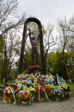 На Закарпатті вшанували ліквідаторів аварії на Чорнобильській АЕС – 01