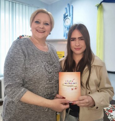 Дві закарпатські школярки увійшли до дитячої збірки творів зі всієї України – 02